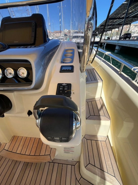 Invictus Yacht 280 GT preowned for sale