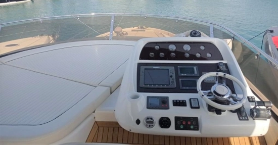 Sunseeker Manhattan 70 d’occasion à vendre