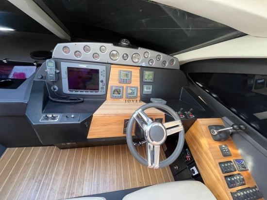 Sealine T50 preowned for sale