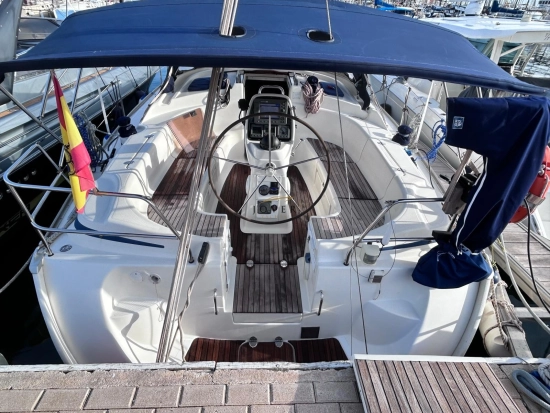 Bavaria Yachts 39 Cruiser preowned for sale