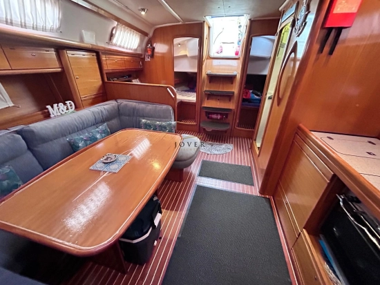 Bavaria Yachts 39 Cruiser preowned for sale