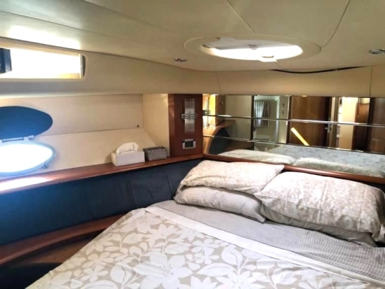 Azimut 46 preowned for sale