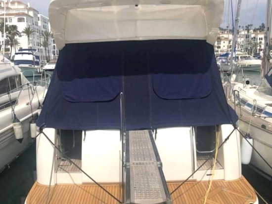 Azimut 46 preowned for sale