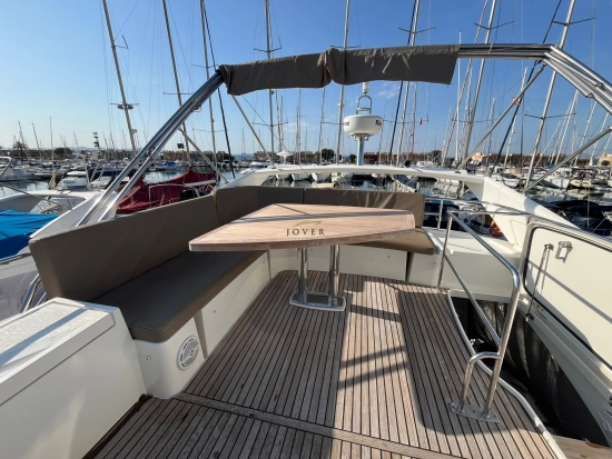 Jeanneau Prestige 500 preowned for sale