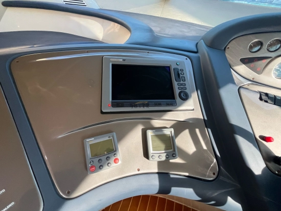 Azimut 46E preowned for sale