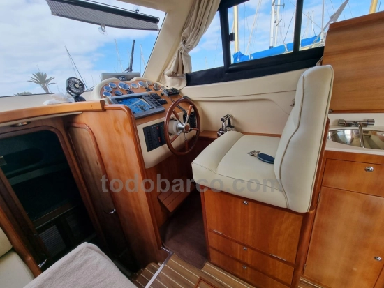 Astinor 30 Flybridge d’occasion à vendre