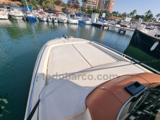 Invictus Yacht 280 CX d’occasion à vendre