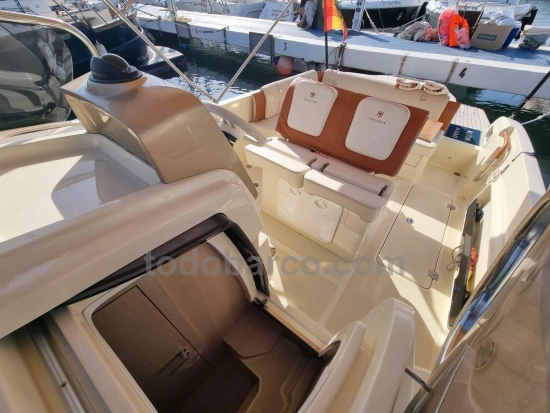 Invictus Yacht 280 CX d’occasion à vendre