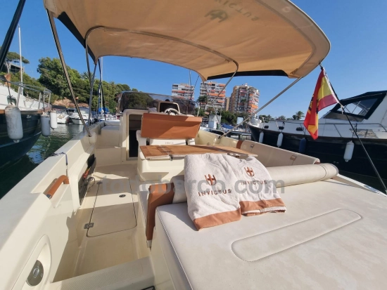 Invictus Yacht 280 CX d’occasion à vendre