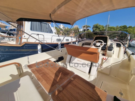 Invictus Yacht 280 CX d’occasion à vendre