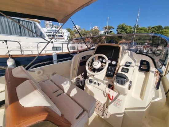 Invictus Yacht 280 CX d’occasion à vendre