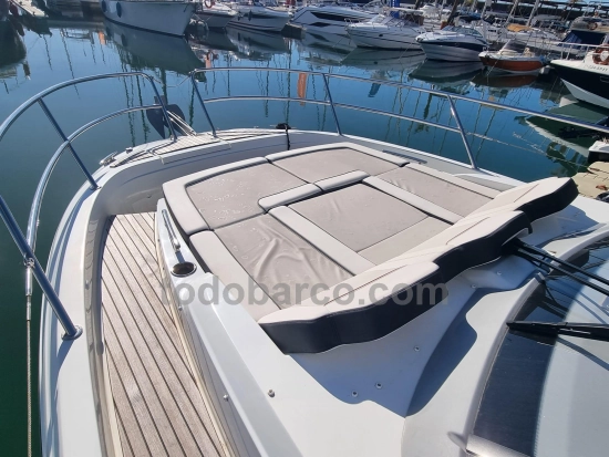 Jeanneau Cap Camarat 10.5 Serie 2 WA preowned for sale