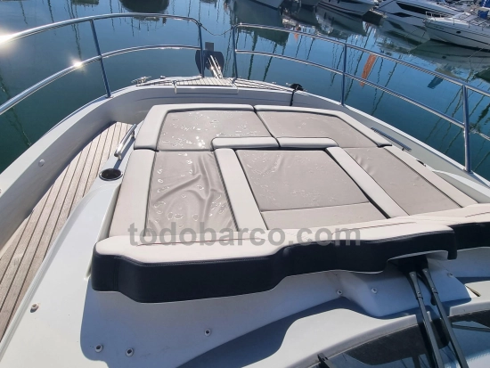 Jeanneau Cap Camarat 10.5 Serie 2 WA preowned for sale