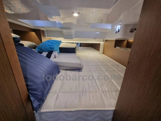 Jeanneau Cap Camarat 10.5 Serie 2 WA preowned for sale