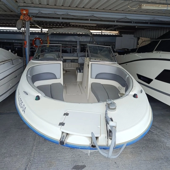 Bayliner 249 SD d’occasion à vendre