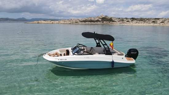 Bayliner VR5 OB BOWRIDER d’occasion à vendre