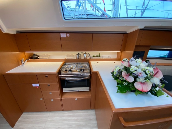 Bavaria Yachts C 42 preowned for sale