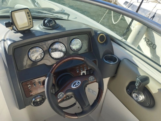 Sea Ray Sundeck 260 preowned for sale