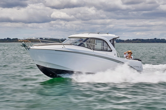 Beneteau Antares 7 neu zum verkauf