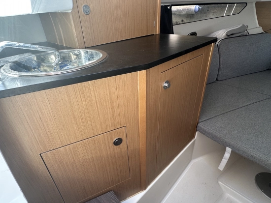 Beneteau Flyer 8 SunDeck gebraucht zum verkauf