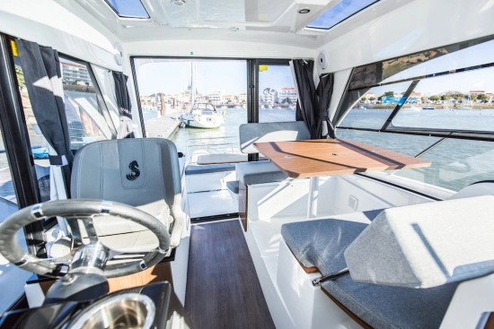 Beneteau Antares 9 neu zum verkauf