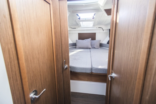 Beneteau Antares 9 neu zum verkauf