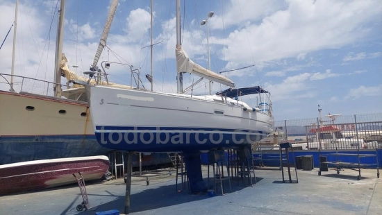 Beneteau Oceanis 323 preowned for sale