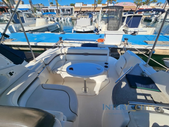 Rinker 260 d’occasion à vendre