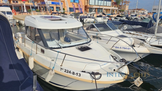 Beneteau 780 FB gebraucht zum verkauf