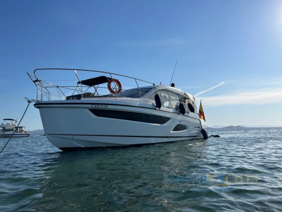 Sealine C390v gebraucht zum verkauf