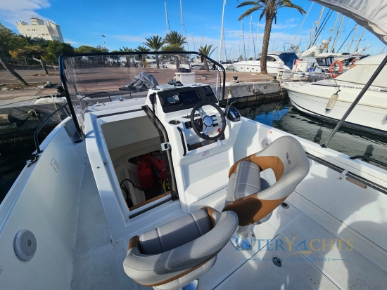 Beneteau Flyer 7 preowned for sale