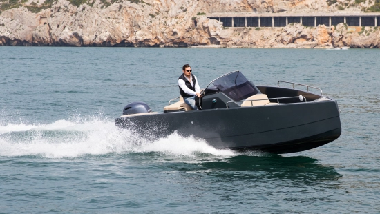 Nuva Yachts M6 OPEN neuf à vendre