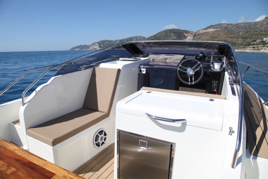 Nuva Yachts M9 CABIN neuf à vendre