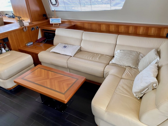 Fountaine Pajot Queensland 55 preowned for sale