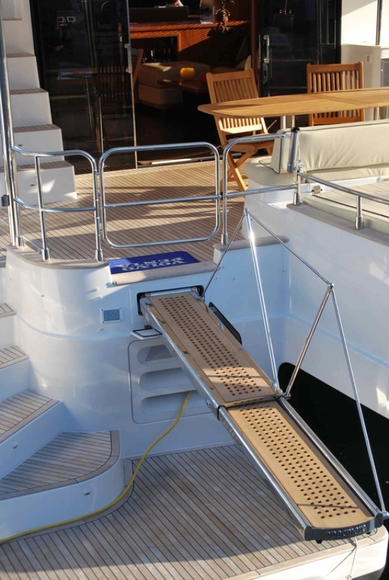 Fountaine Pajot Queensland 55 preowned for sale