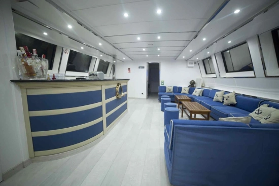 Cantieri Navali Vittoria CATAMARAN PASSAGER BOAT CLUB gebraucht zum verkauf