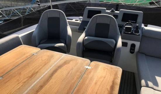 Beneteau SWIFT TRAWLER 50 gebraucht zum verkauf