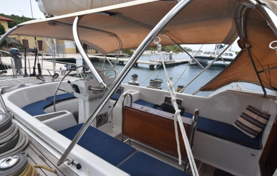 Oyster 80 Deck Saloon gebraucht zum verkauf