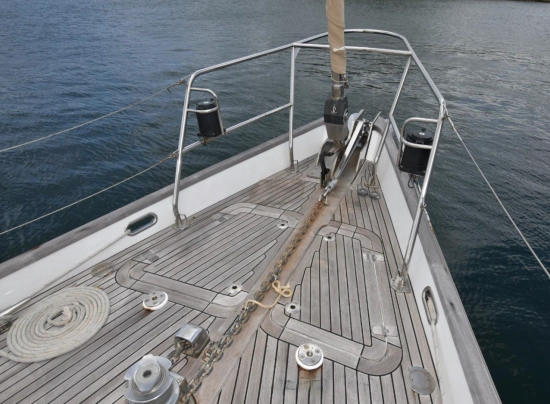 Oyster 80 Deck Saloon gebraucht zum verkauf