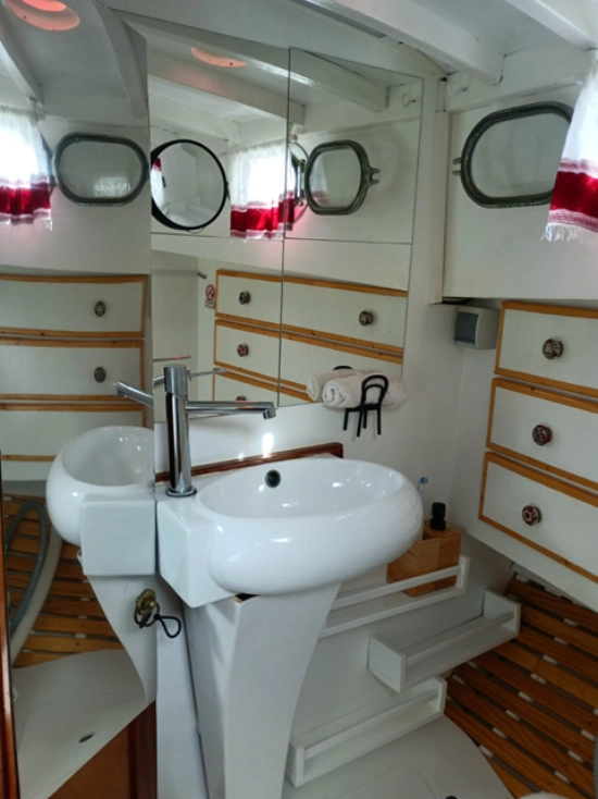 Custom built boat ERYTHEIA Cotre Juan Alsine preowned for sale