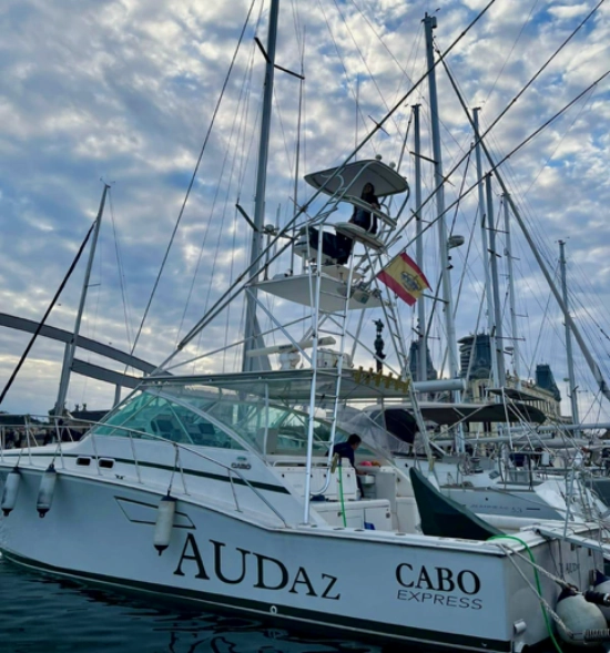 Cabo yatchs 45 EXPRESS gebraucht zum verkauf