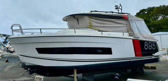 Jeanneau Merry Fisher 895 Sport preowned for sale