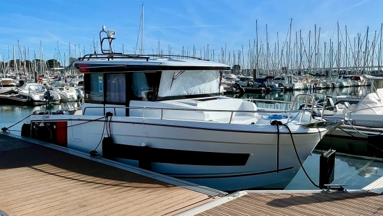 Jeanneau Merry Fisher 895 Sport preowned for sale