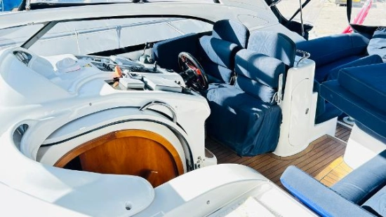 Sinergia 40 Motorboat gebraucht zum verkauf