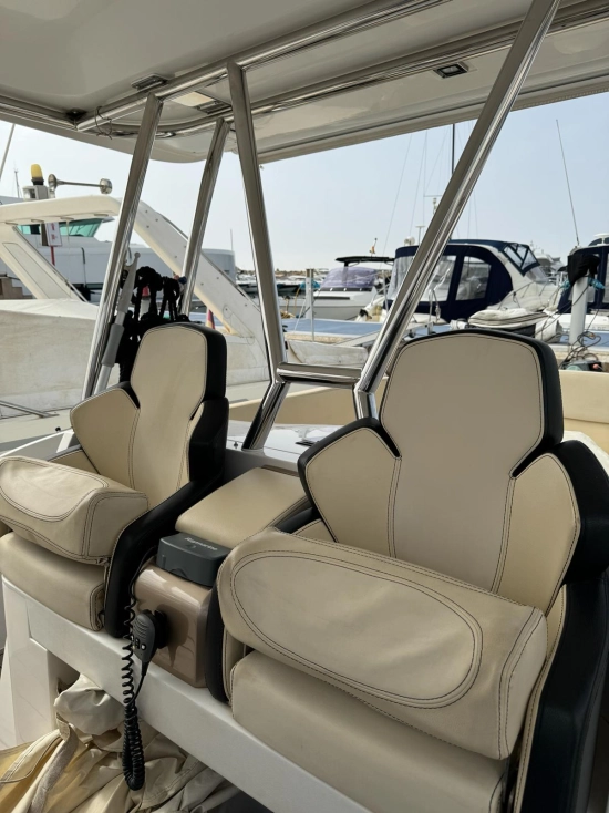 Sessa Marine Key Largo 34 EFB preowned for sale