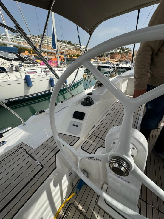 Bavaria Yachts C42 d’occasion à vendre