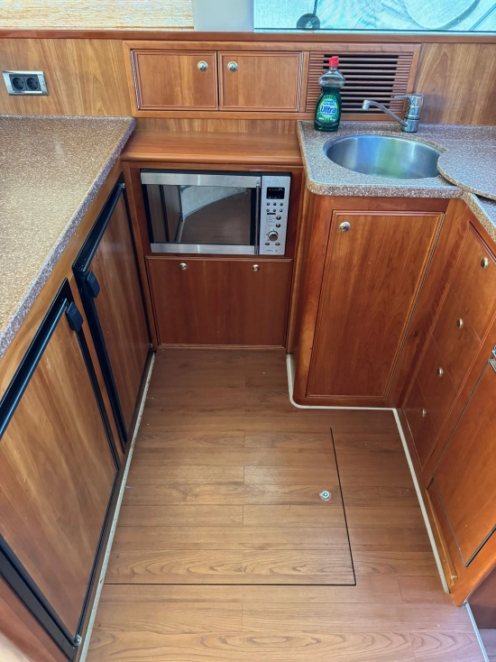 Riviera 47 Open Series II Flybridge preowned for sale