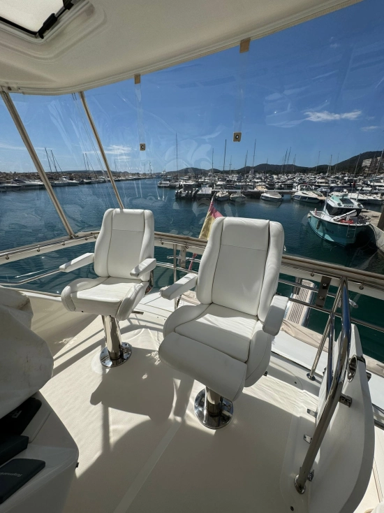 Riviera 47 Open Series II Flybridge preowned for sale