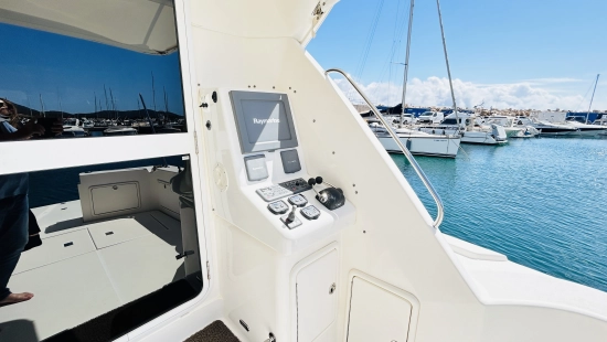 Riviera 47 Open Series II Flybridge preowned for sale