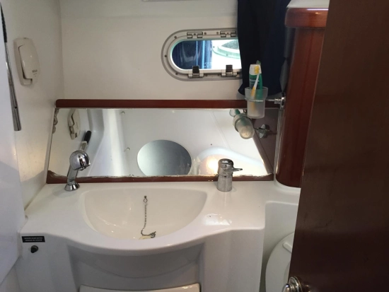 Beneteau Antares 9.80 Fly preowned for sale